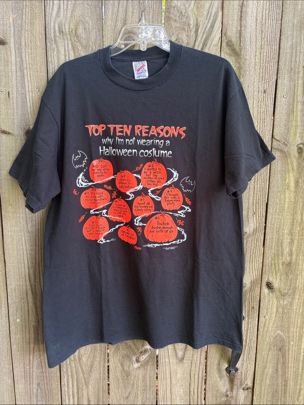 Vintage Halloween T-shirt 🎃